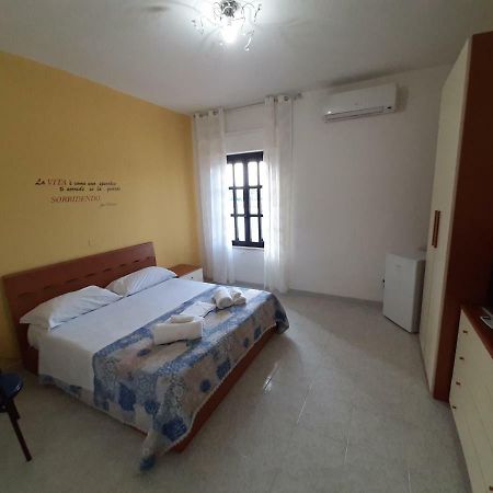 カンポマリーノ Il Casale Di Zi'Leo Bed & Breakfast エクステリア 写真