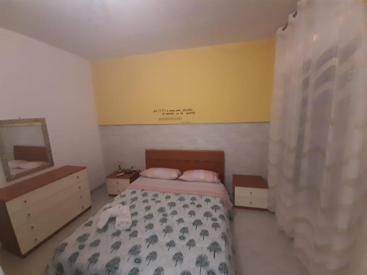 カンポマリーノ Il Casale Di Zi'Leo Bed & Breakfast エクステリア 写真