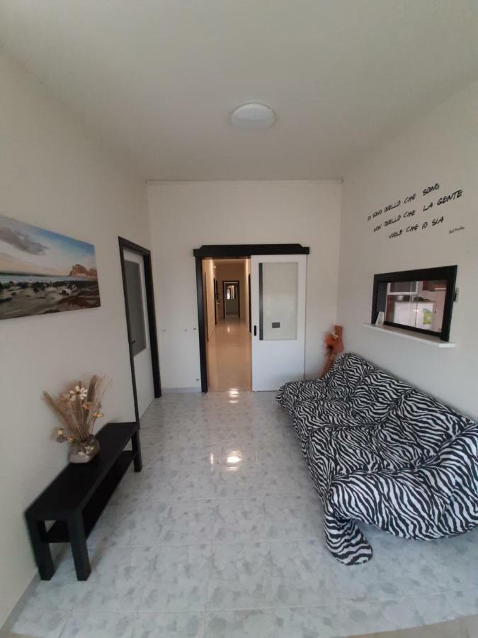 カンポマリーノ Il Casale Di Zi'Leo Bed & Breakfast エクステリア 写真